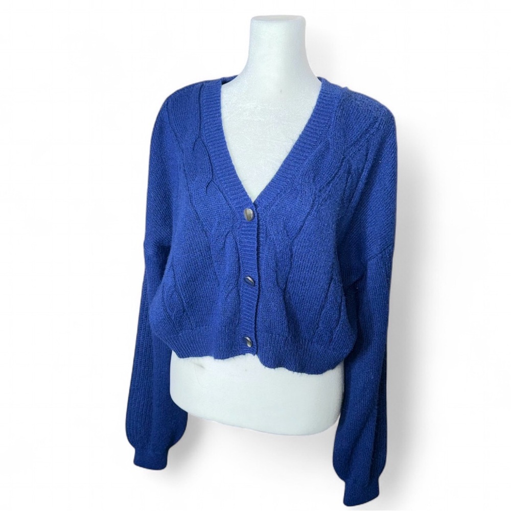 Cabana Crown & Ivy Blue Cropped Cardigan